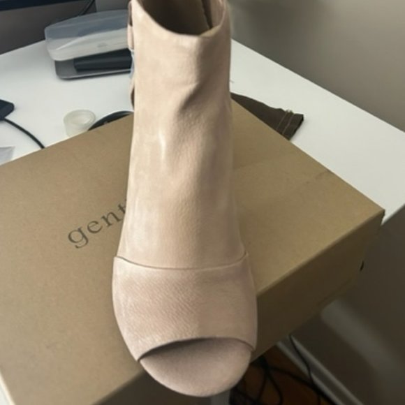 KENNETH COLE Open Toe CHARLENE BOOTIE GENTLE SOULS (NEW) (SIZE 9) - Picture 7 of 15